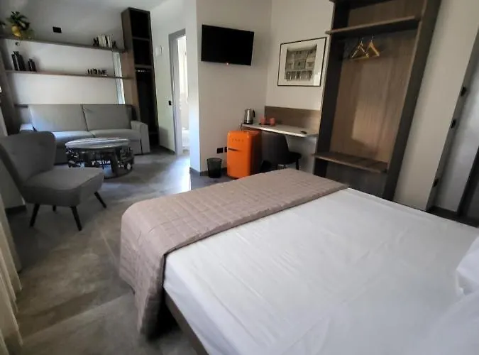 Via Goito 25 & Peschiera del Garda