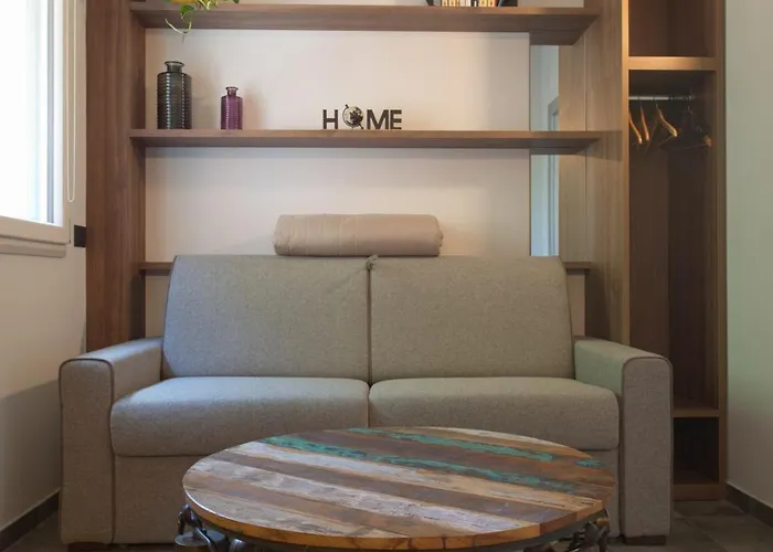 Via Goito 25 & Penzion 4*