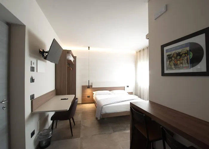 Penzion Via Goito 25 & Peschiera del Garda