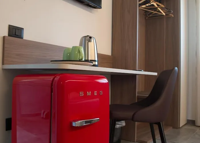 Via Goito 25 & 4* Peschiera del Garda